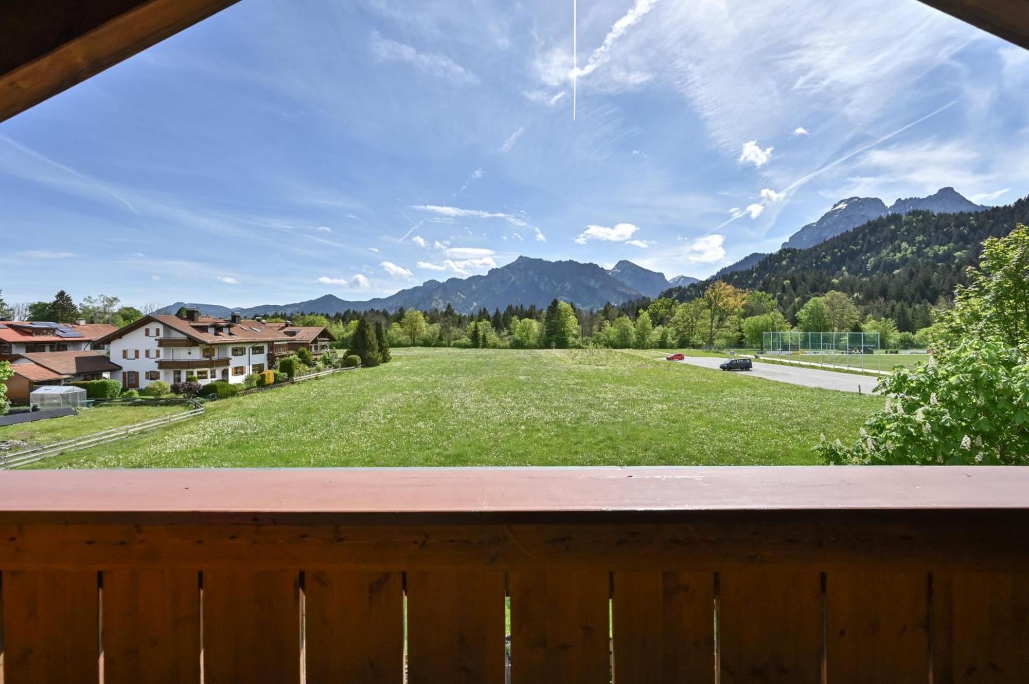 Chalet Im Haus Schlossblick Fussen Exterior photo